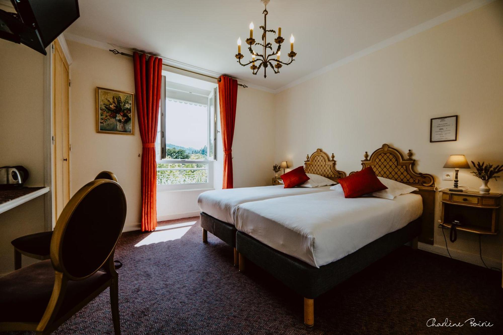 Hotel Grand Des Bains 3*